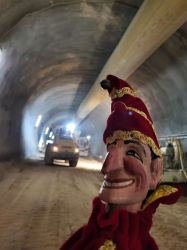 Tunnel 2